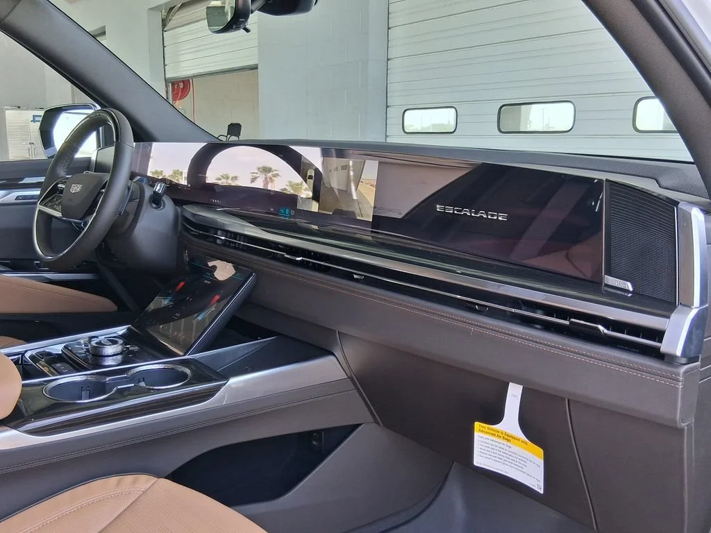 2026 Cadillac Escalade Luxury - Photo 17