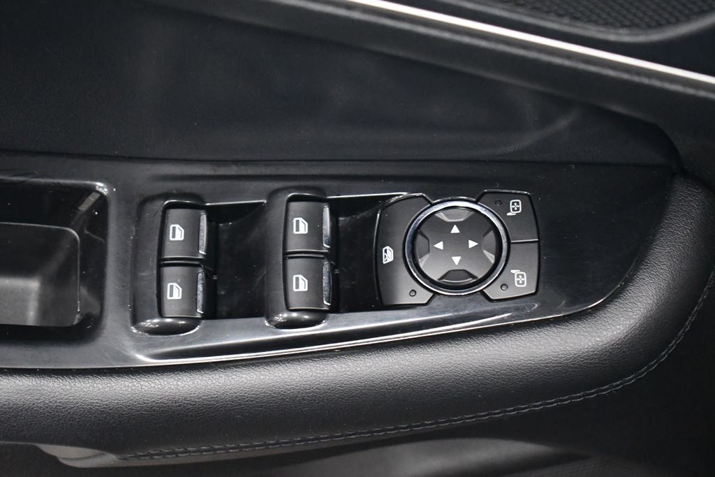 Used 2017 Blue Ford SEL image 14
