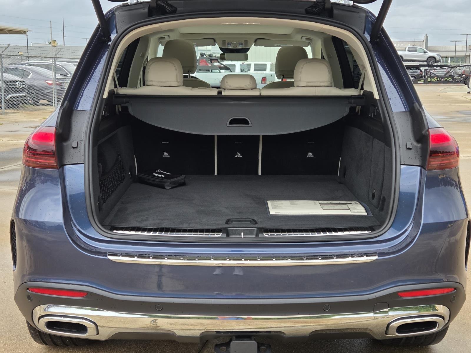 Used 2024 Twilight Blue Metallic Mercedes-Benz GLE 450 image 12