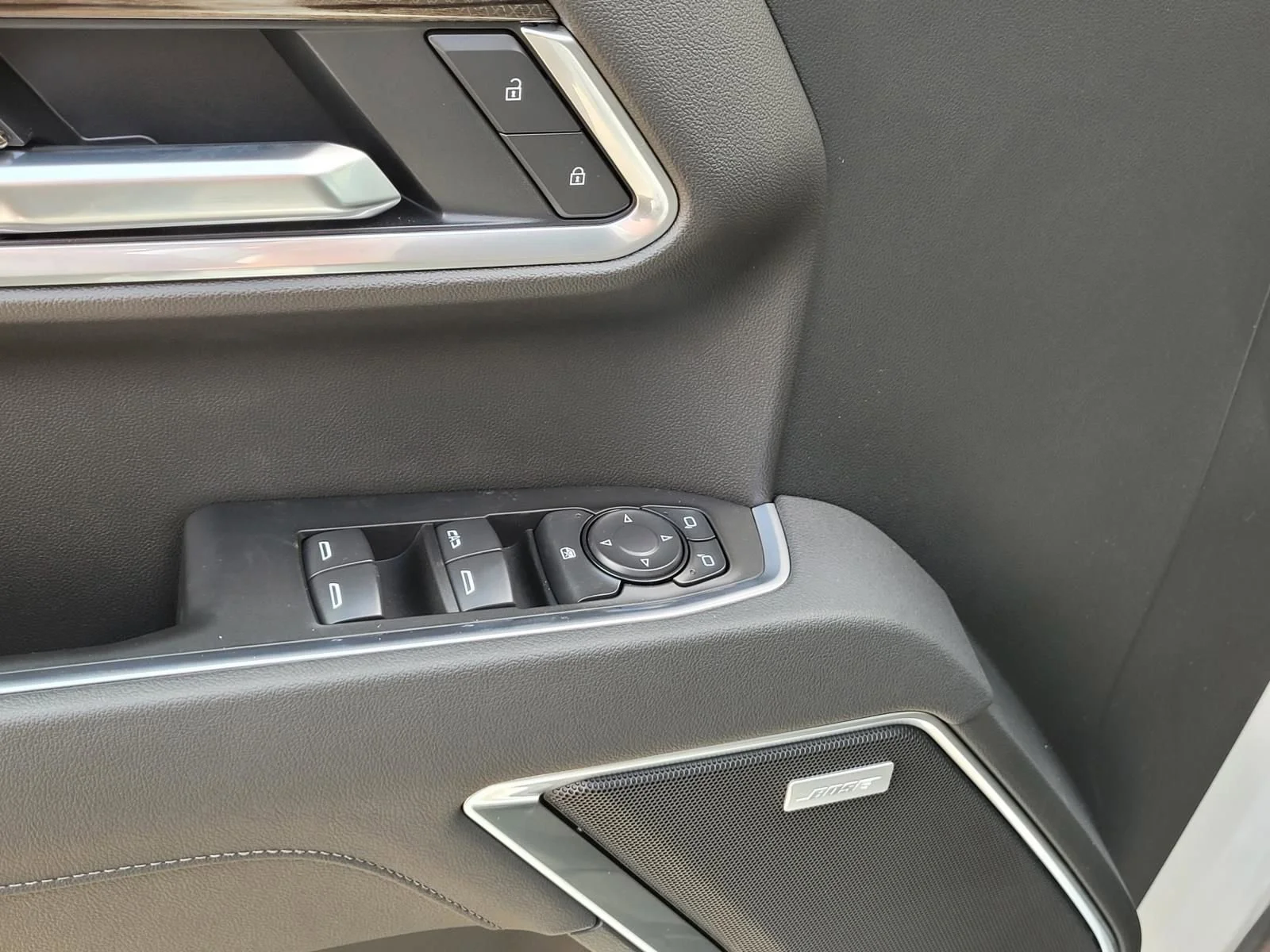 2026 Chevrolet Silverado 1500 RST - Photo 13
