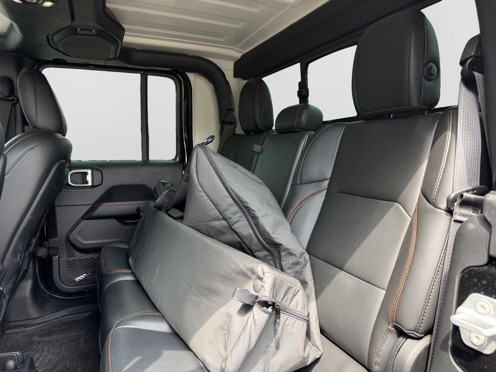 2023 Jeep Gladiator Mojave - Photo 19