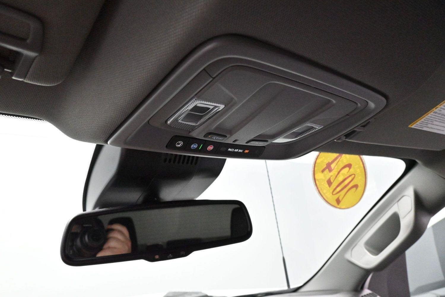 Used 2024 Summit White Chevrolet Custom image 25