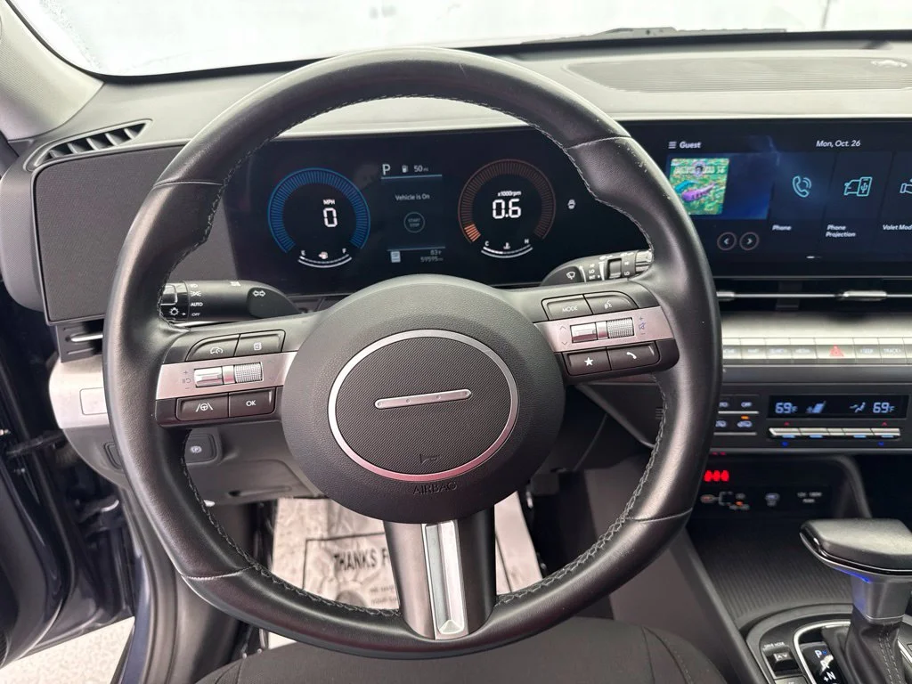 2024 Hyundai Kona SEL SUV Slide 22