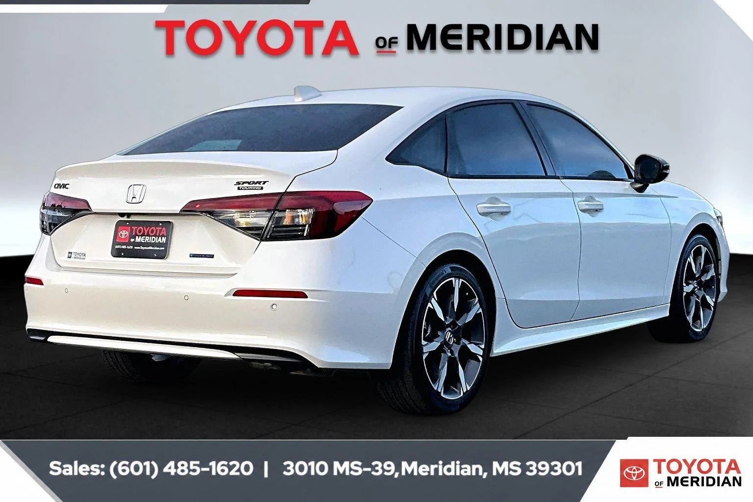 Used 2026 Platinum White Pearl Honda Sport Touring image 11