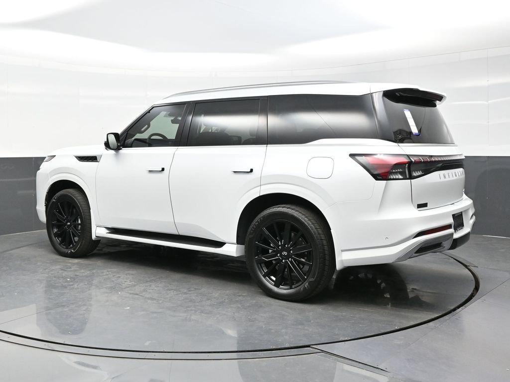New 2026 RADIANT WHITE INFINITI Luxe 4WD image 4