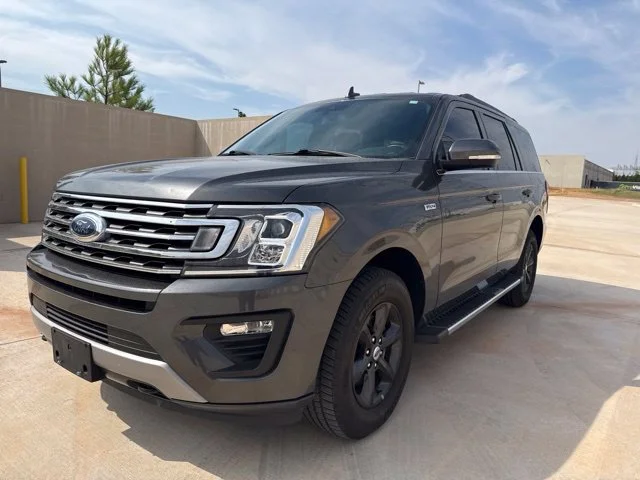 Used 2019 Gray Ford XLT image 1