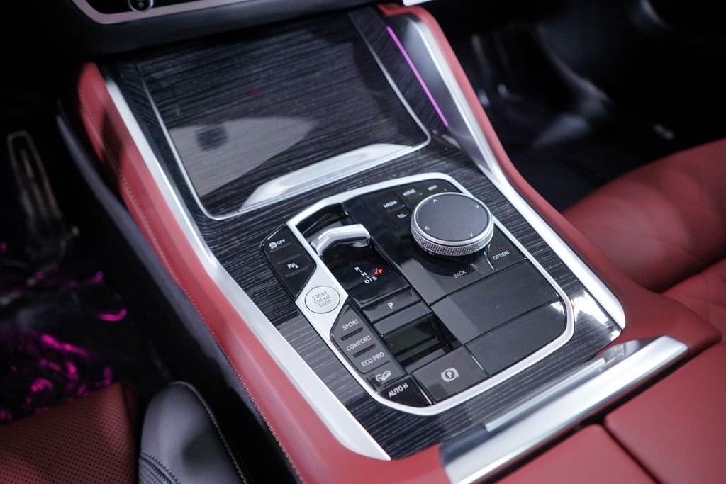 New 2026 Alpine White BMW xDrive40i image 11