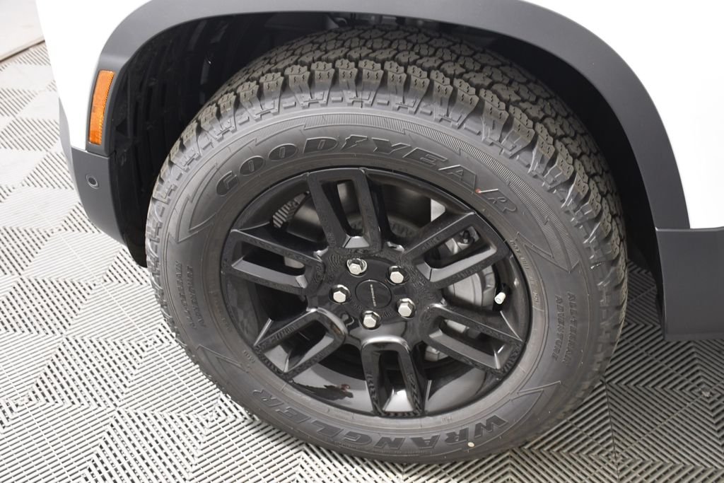 2026 Land Rover Defender S - Photo 11