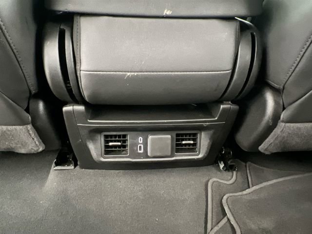 2025 GMC Sierra 1500 SLT - Photo 18