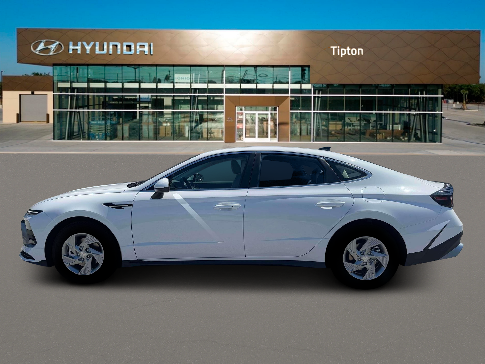 New 2026 White Hyundai SE image 3
