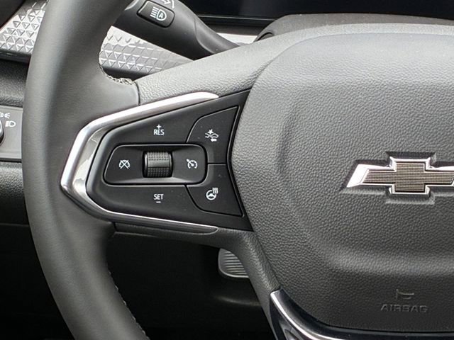 New 2026 Mosaic Black Metallic Chevrolet ACTIV image 22