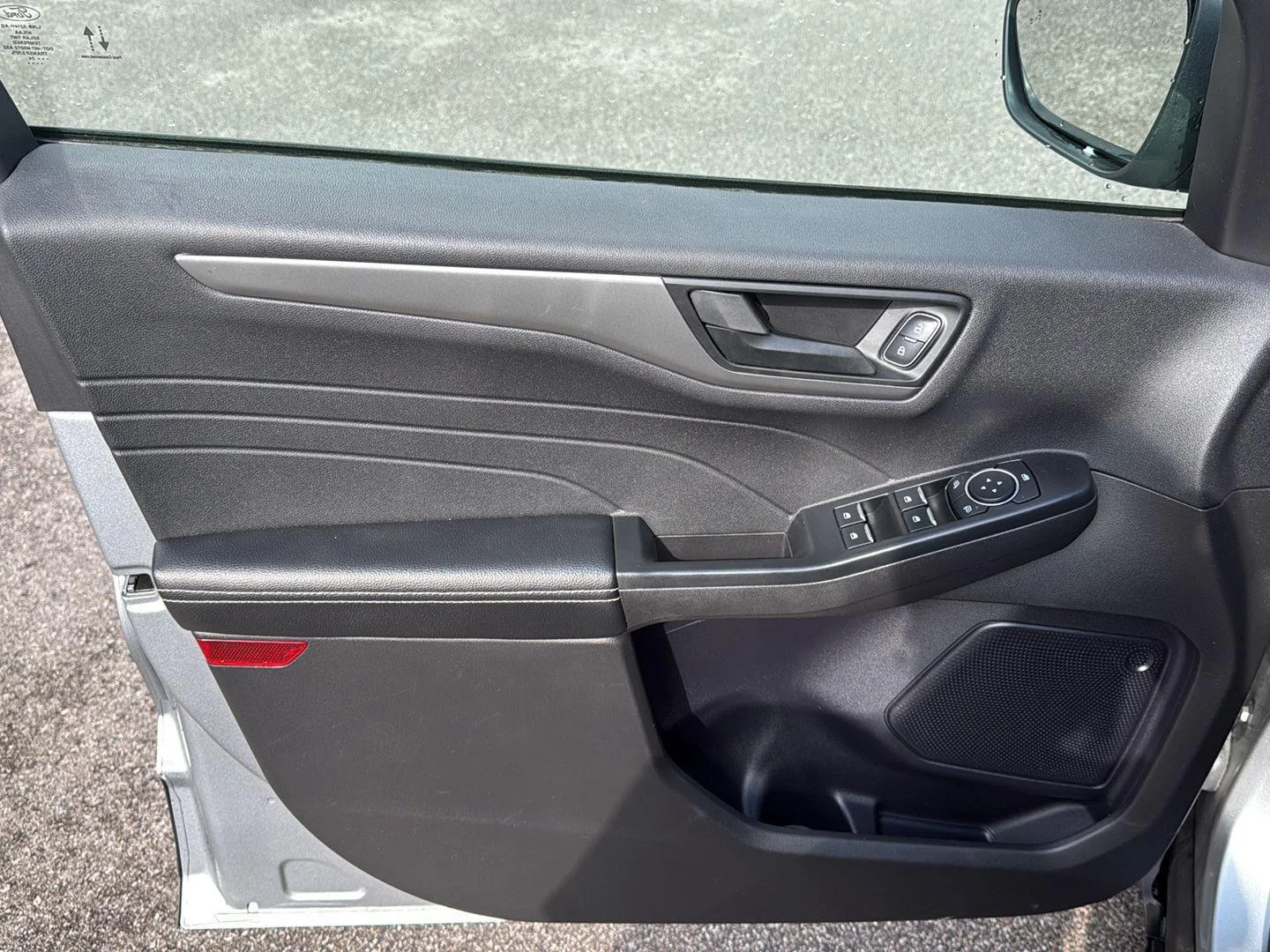 Used 2024 Iconic Silver Ford Active image 9