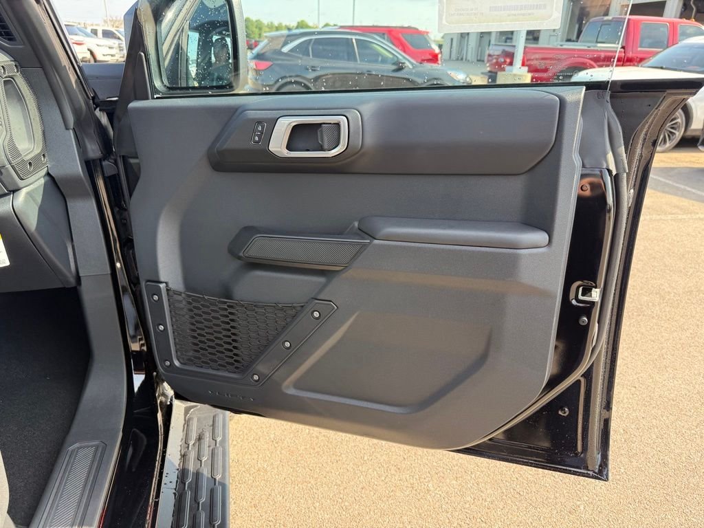 New 2026 Shadow Black Ford Outer Banks® image 19