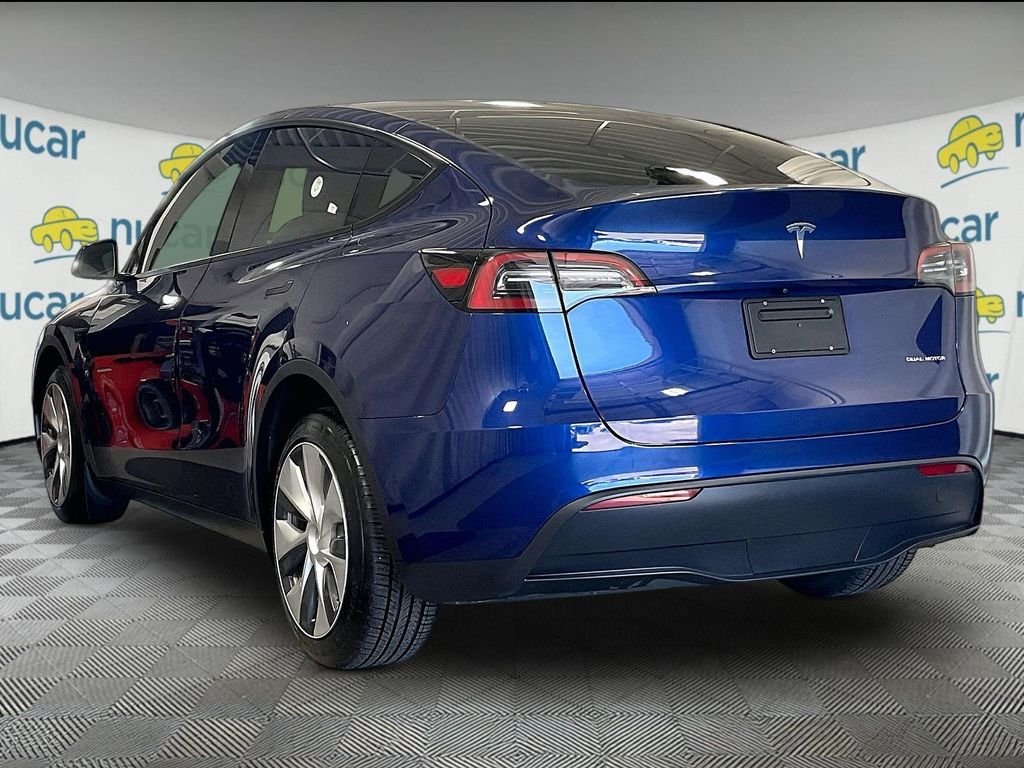 Used 2023 Blue Tesla Long Range image 4