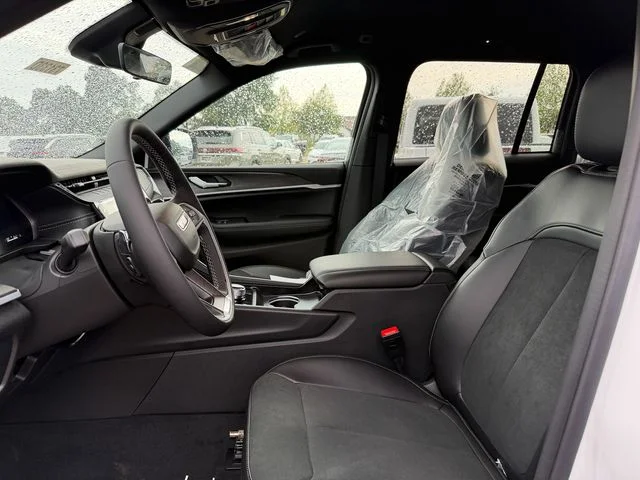 New 2026 Bright White Clearcoat Jeep Altitude image 12