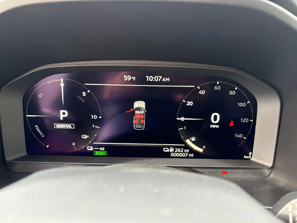 New 2026 Gray Mitsubishi SEL image 21