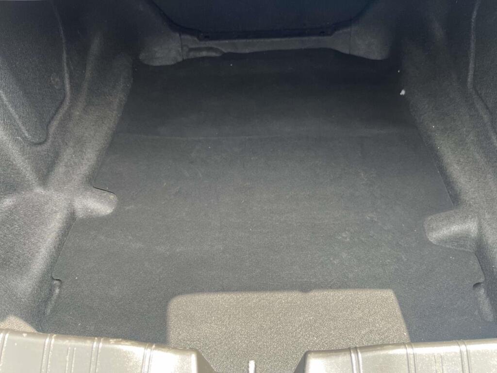 Used 2023 Sharkskin Metallic Chevrolet LT1 image 19