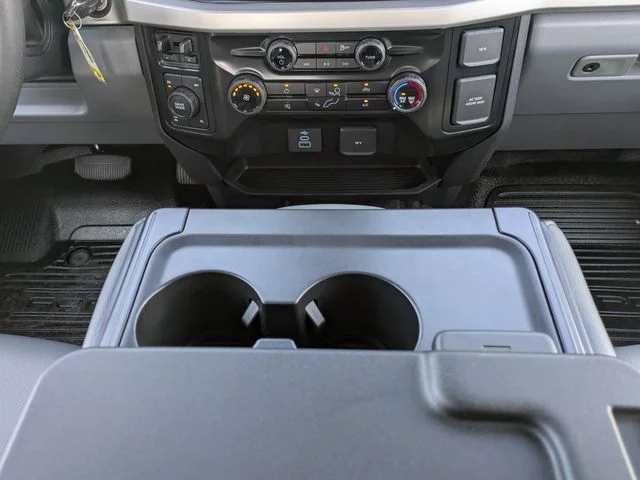 New 2026 Oxford White Ford F-250® XL image 19