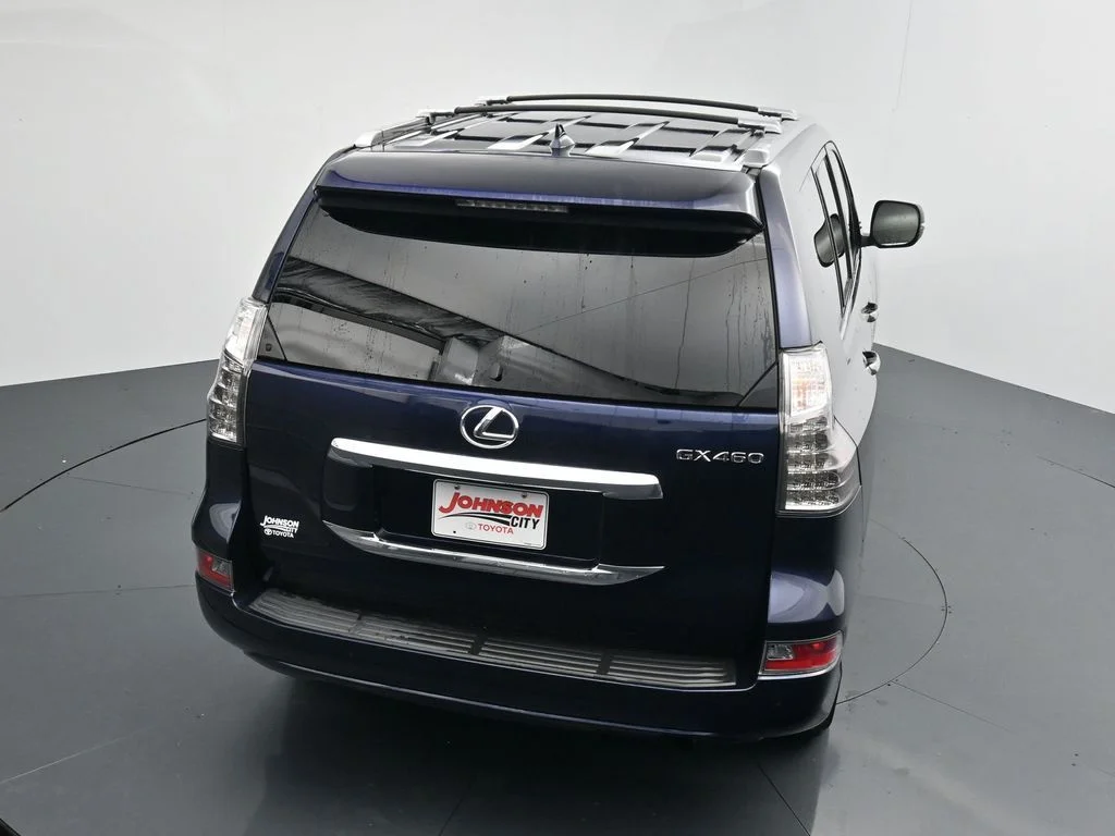 Used 2017  Lexus 460 image 25