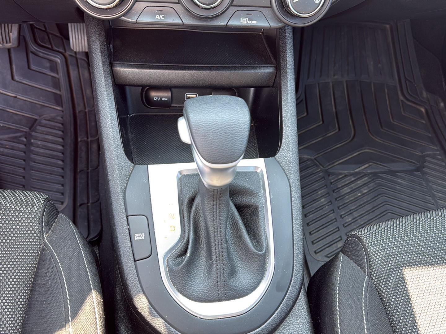 Used 2023 Aurora Black Pearl Kia LXS image 18