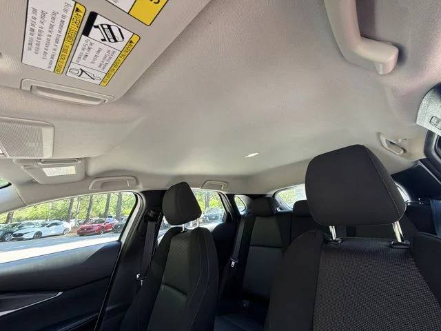 Used 2021 White Mazda 2.5 S image 22