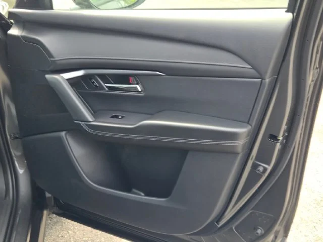 New 2026 Machine Gray Metallic Mazda 2.5 S Preferred AWD image 4