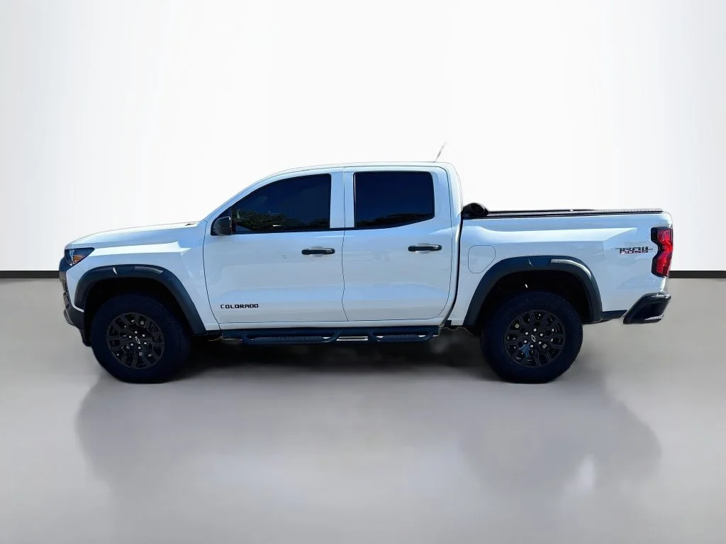 Used 2024 Summit White Chevrolet Trail Boss image 4
