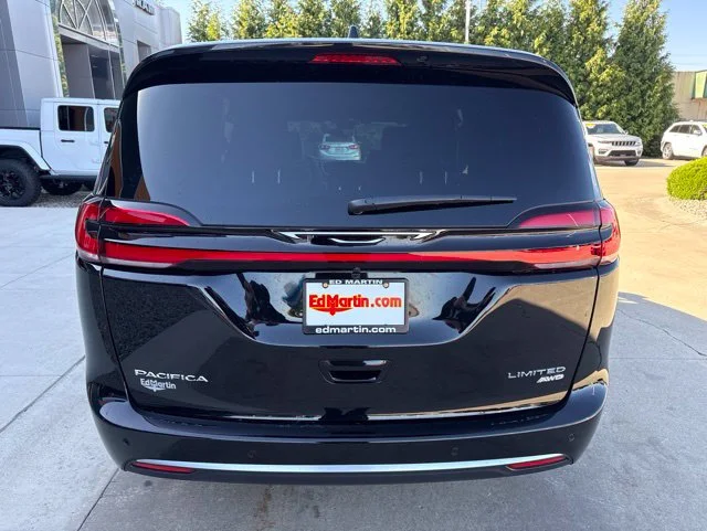 New 2027 Black Chrysler Limited image 4