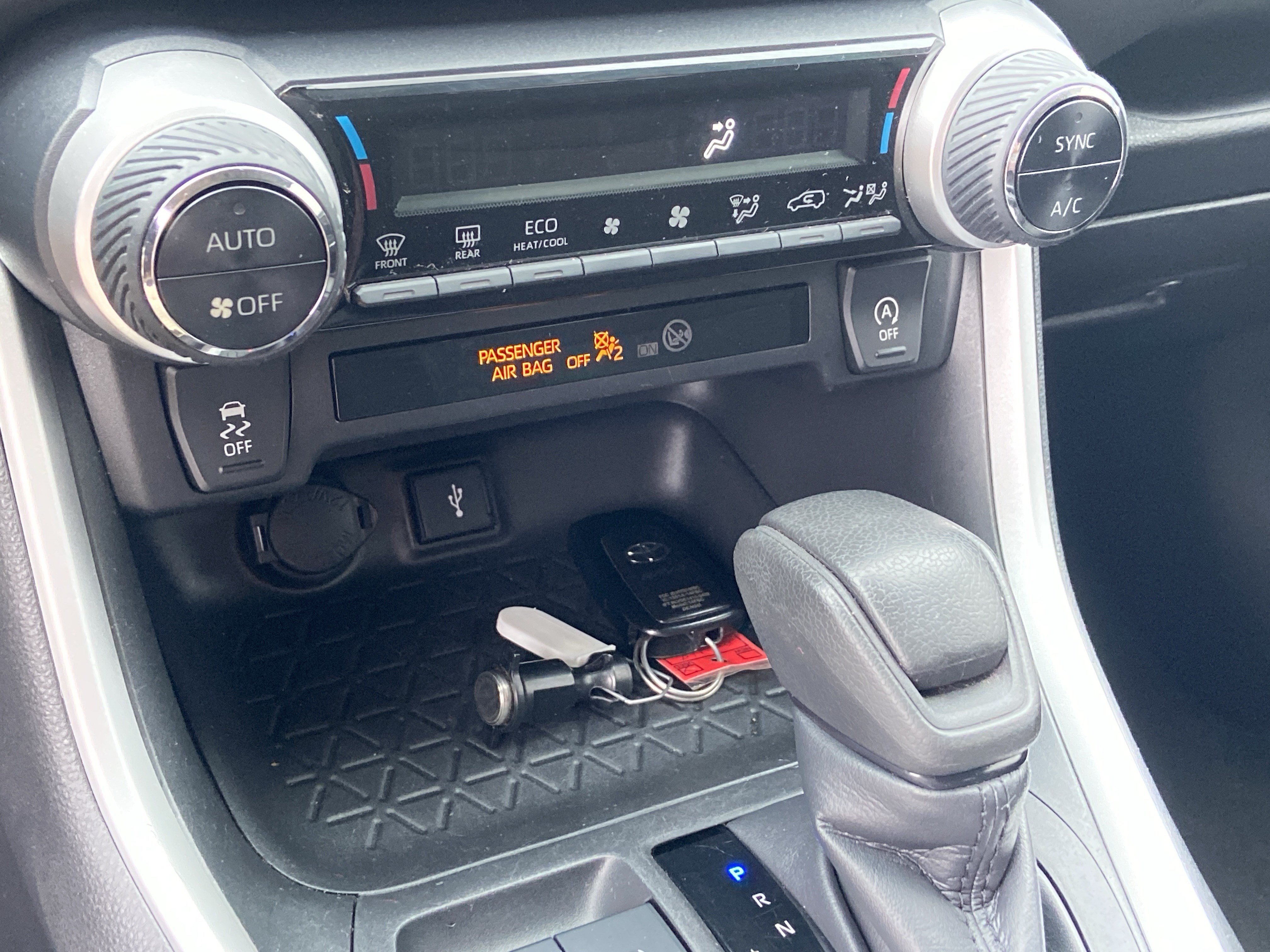Used 2022 Ruby Flare Pearl Toyota XLE image 37
