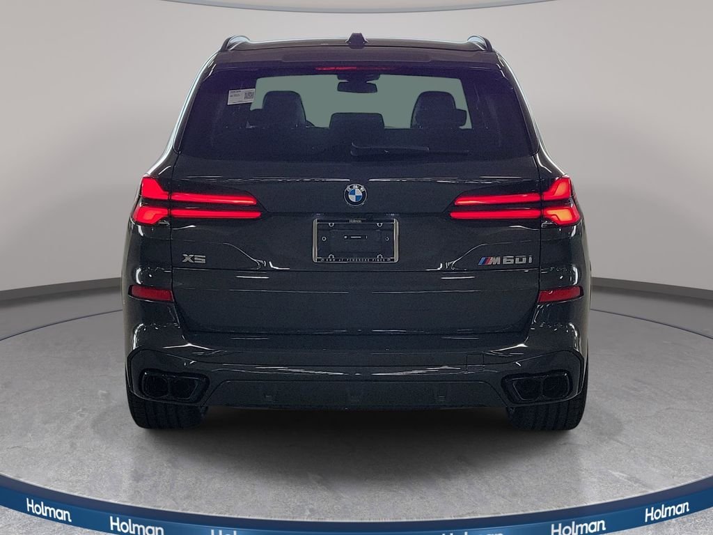 New 2026 Dravit Grey Metallic BMW M60i image 5