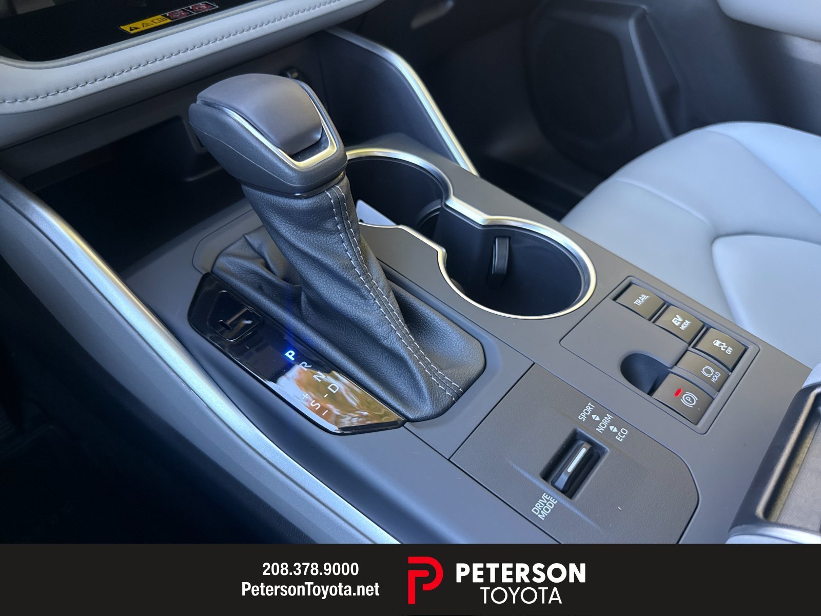 Used 2026 Beige Toyota XLE image 21