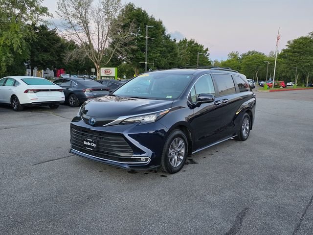 Used 2024 Gray Toyota XLE image 4