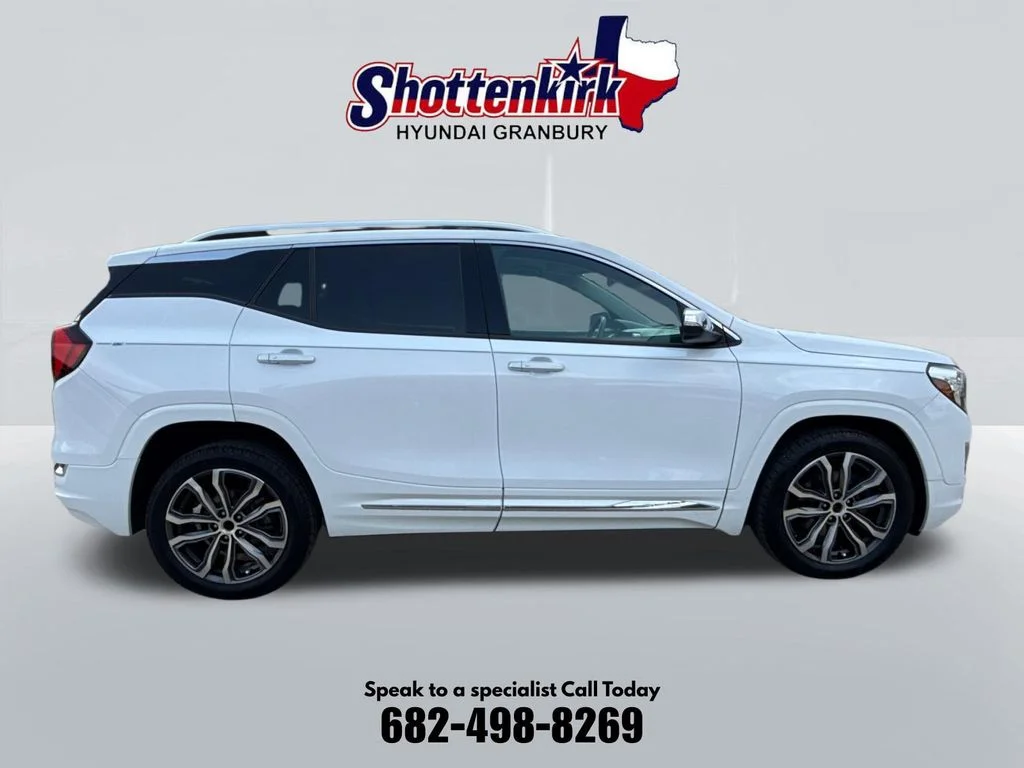 Used 2020 White GMC Denali image 5