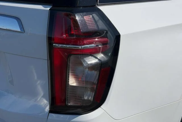 Used 2021 SUMMIT WHITE Chevrolet LT image 6