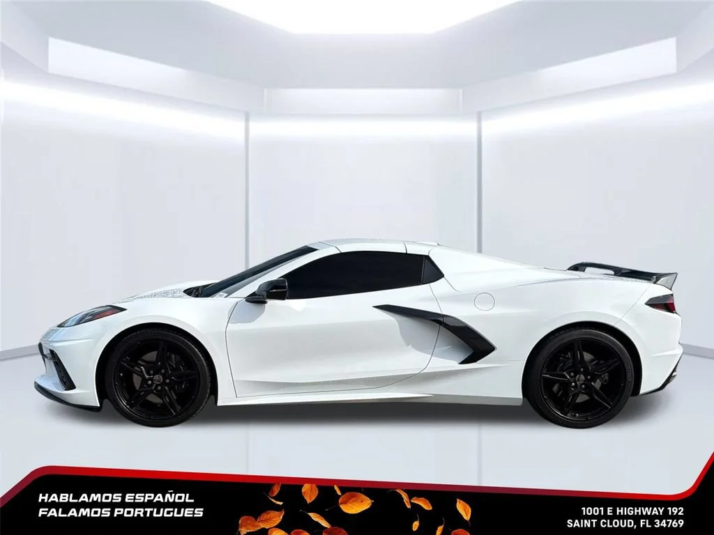 Used 2023 ARCTIC WHITE Chevrolet 3LT image 3