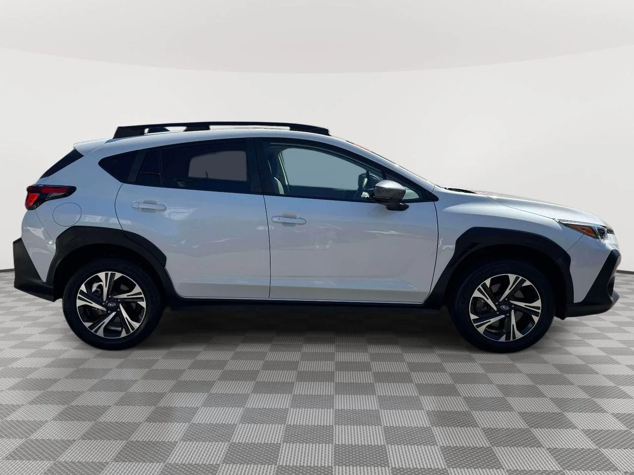 Used 2024 Crystal White Pearl Subaru Premium image 9