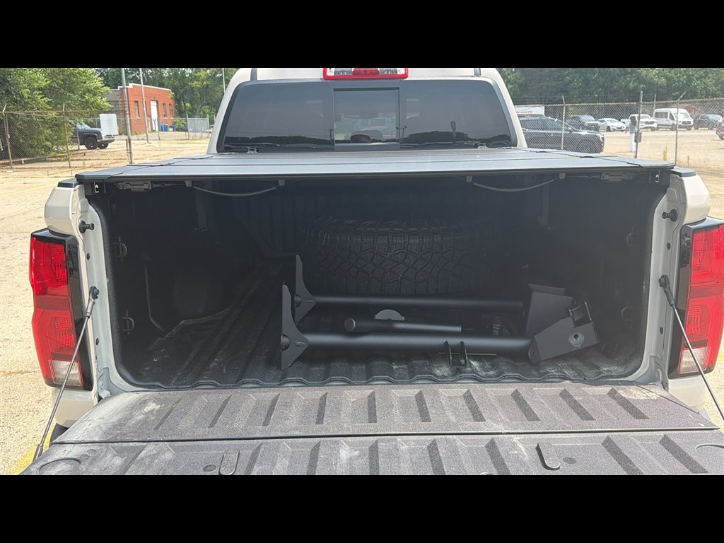 Used 2026 White Sands Chevrolet ZR2 image 29