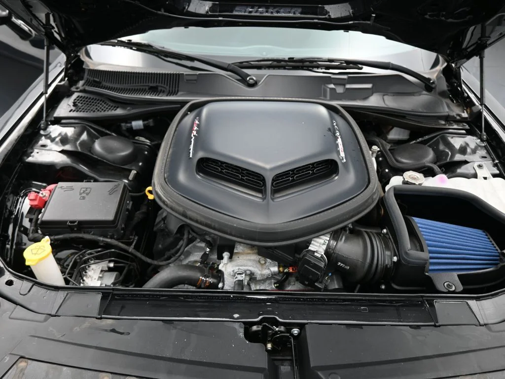 Used 2022 Pitch Black Clearcoat Dodge R/T Scat Pack image 37