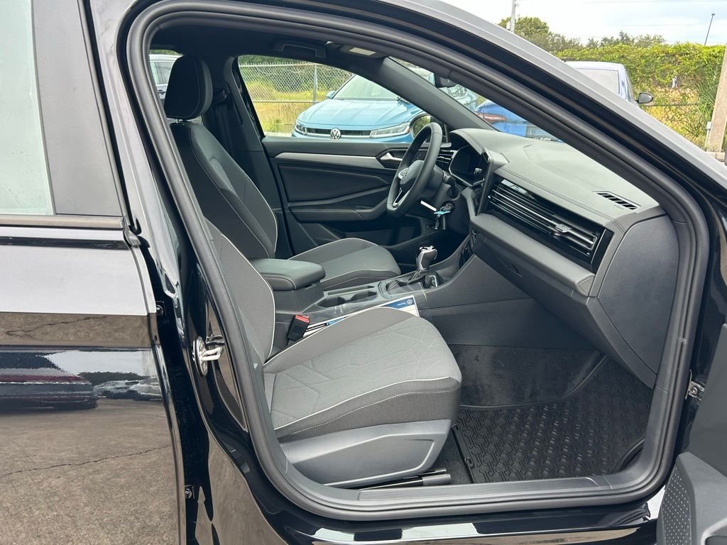 New 2026 Black Volkswagen 1.5T Sport image 41