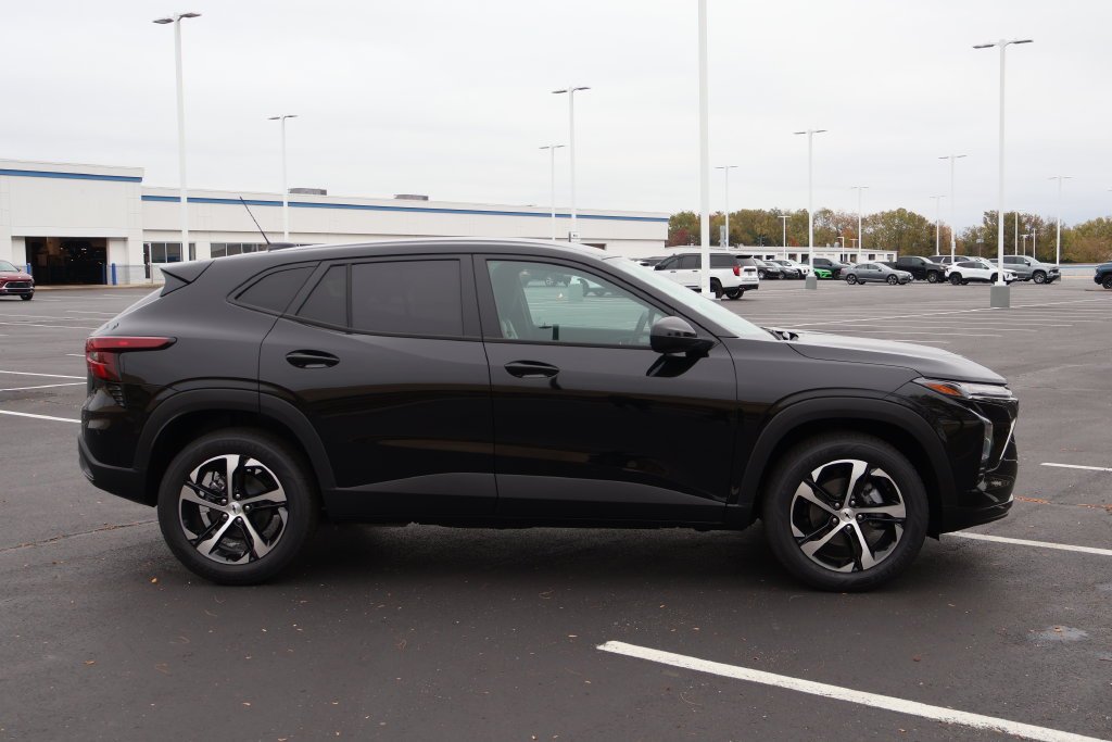 2026 Chevrolet Trax RS - Photo 9