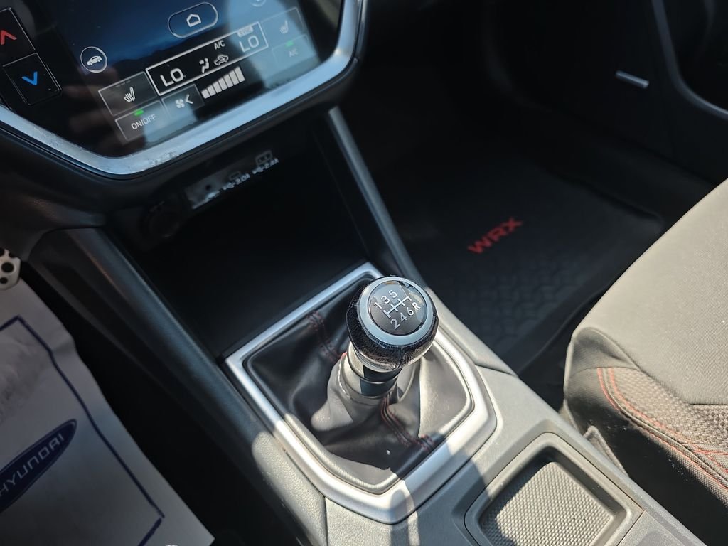Used 2024 Ice Silver Metallic Subaru Premium image 28