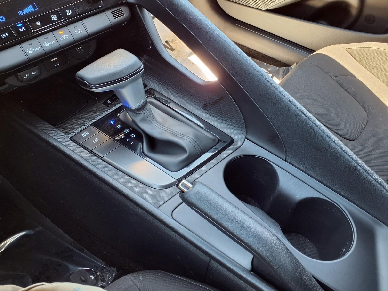 Used 2025 Gray Hyundai SEL Sport image 14