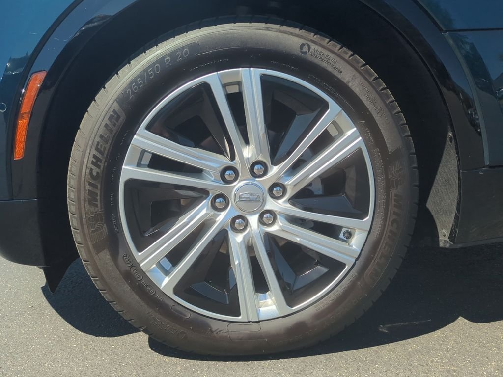 Used 2024 Green Cadillac Tech image 24