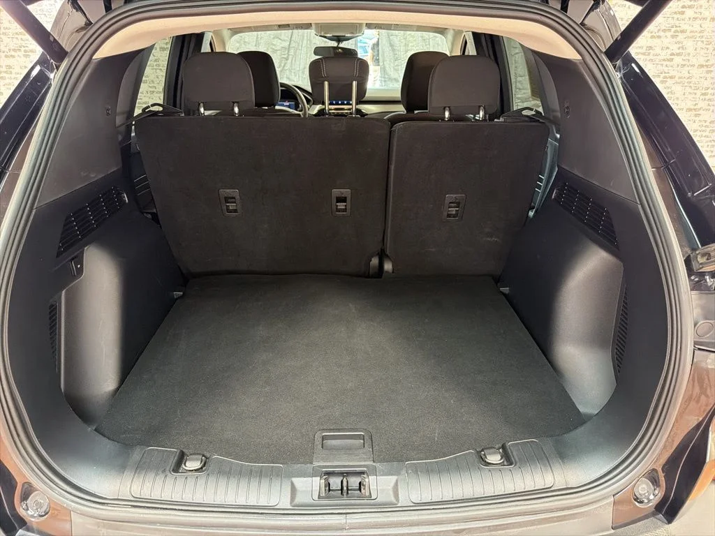 Used 2023 Black Ford Active image 13