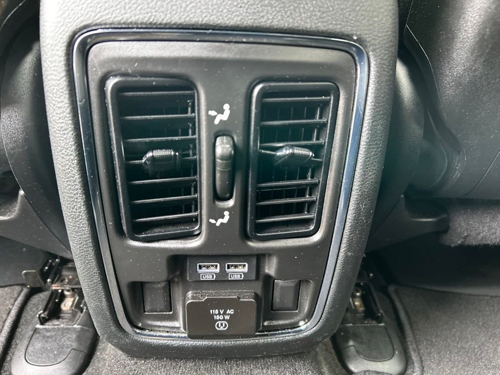 Used 2022 White Jeep Limited image 27