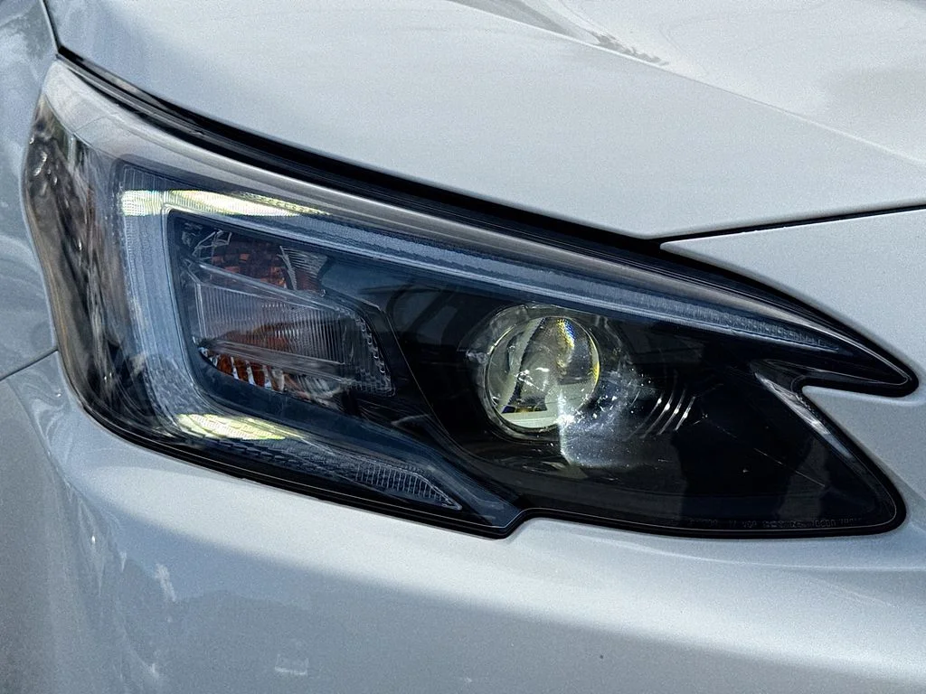 Used 2022 White Subaru Premium image 39
