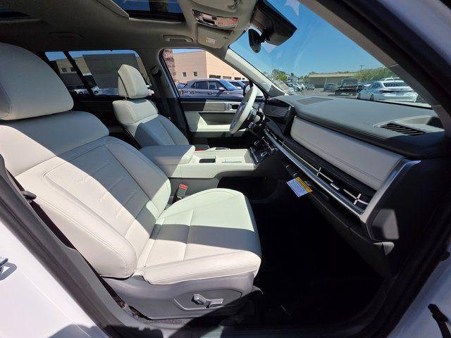 2025 Hyundai Santa Fe Limited - Photo 10