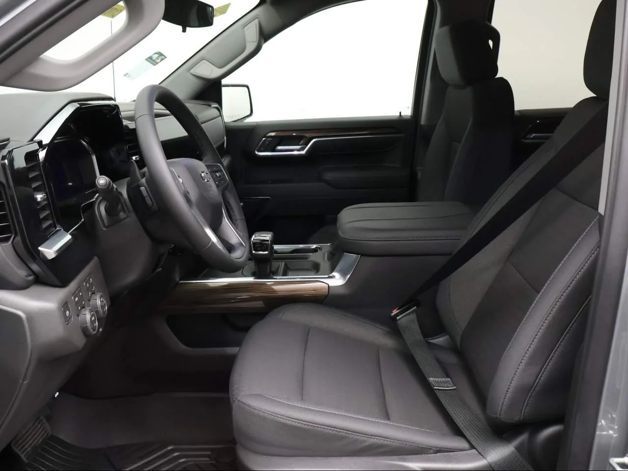 2026 Chevrolet Silverado 1500 LT Trail Boss - Photo 32