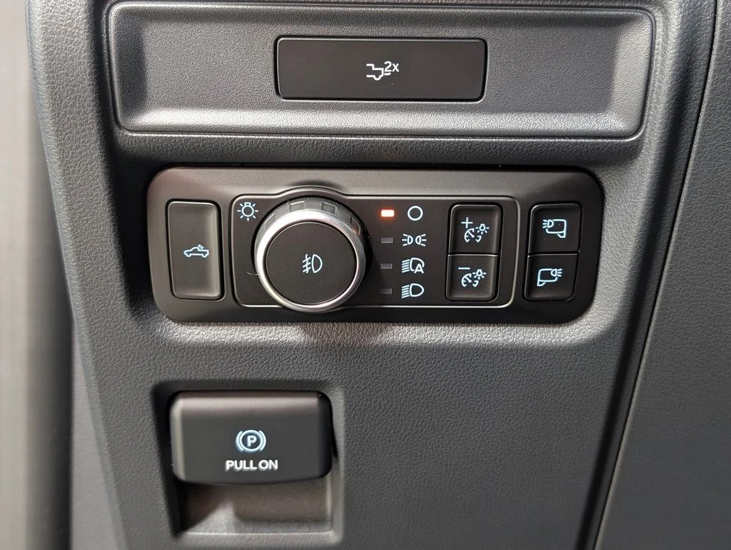 New 2026 Carbonized Gray Metallic Ford Lariat® image 13