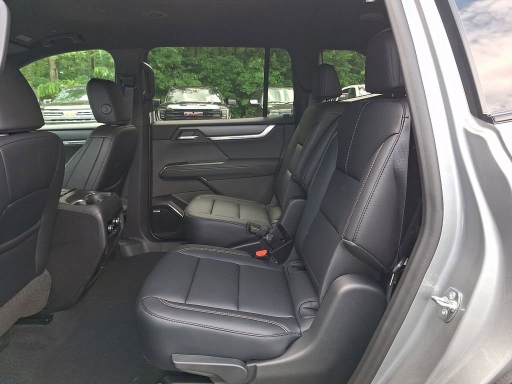 New 2026 Sterling Metallic GMC Elevation image 6